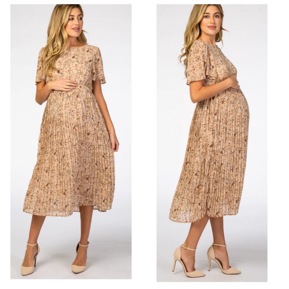 HAYDEN Los Angeles Blush Floral Pleated Midi Dress